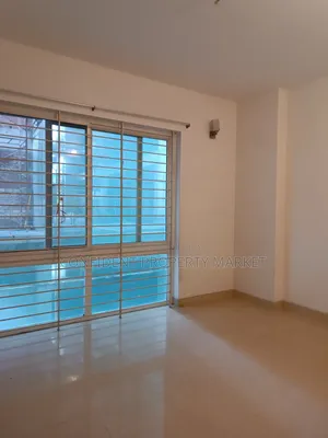 4bdrm Apartment in Gulshan for Sale