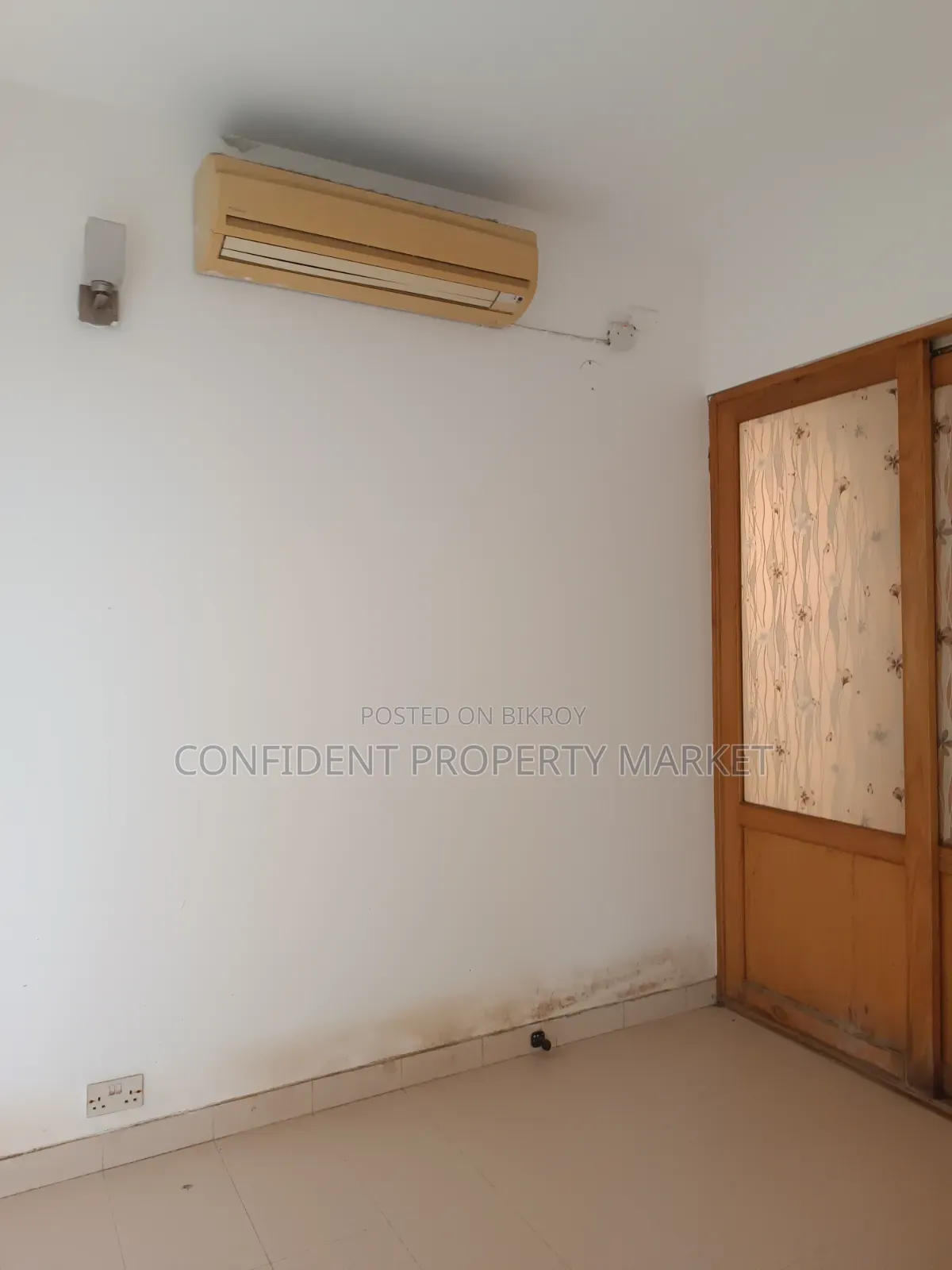 4bdrm Apartment in Gulshan for Sale
