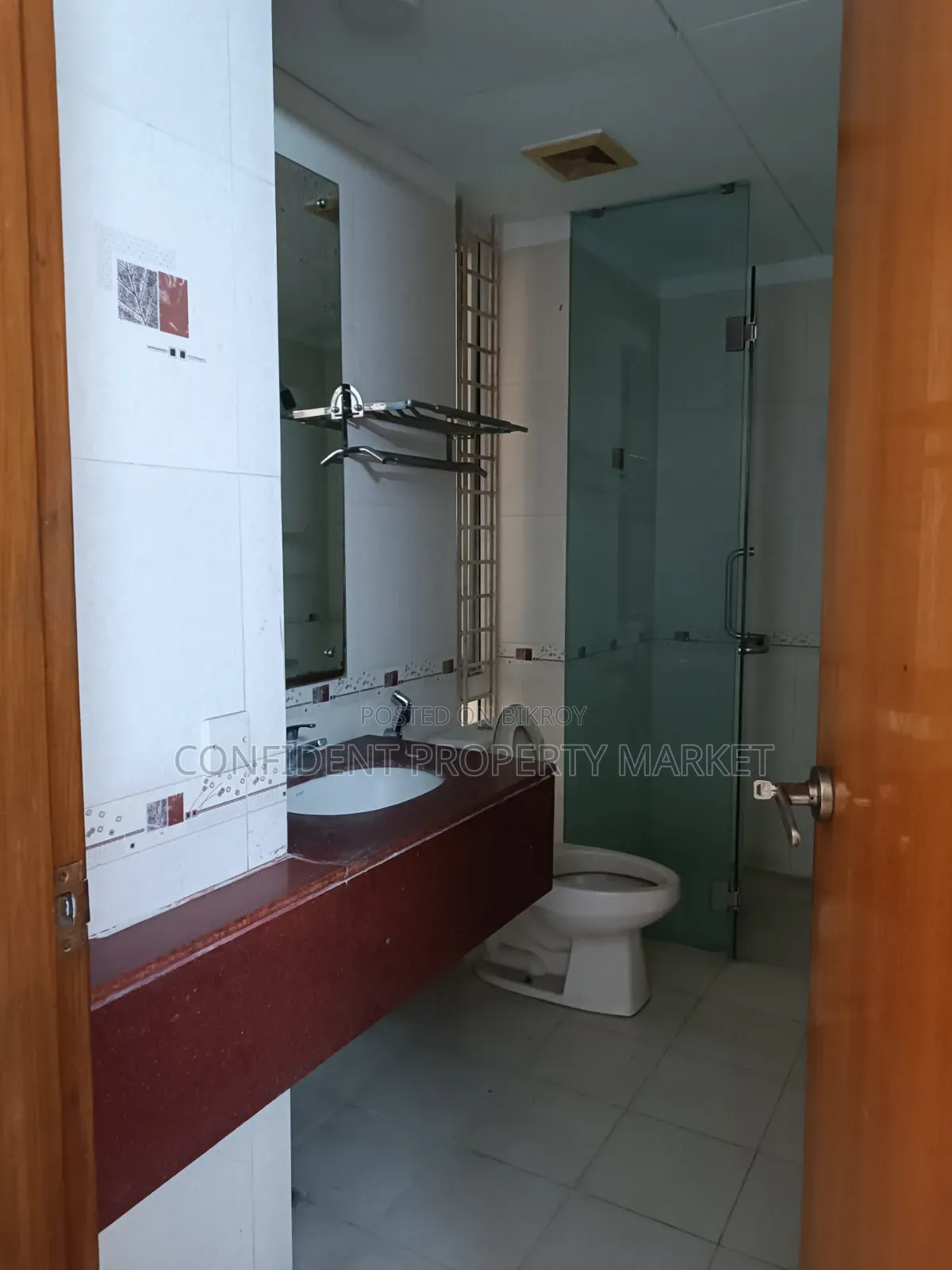 4bdrm Apartment in Gulshan for Sale