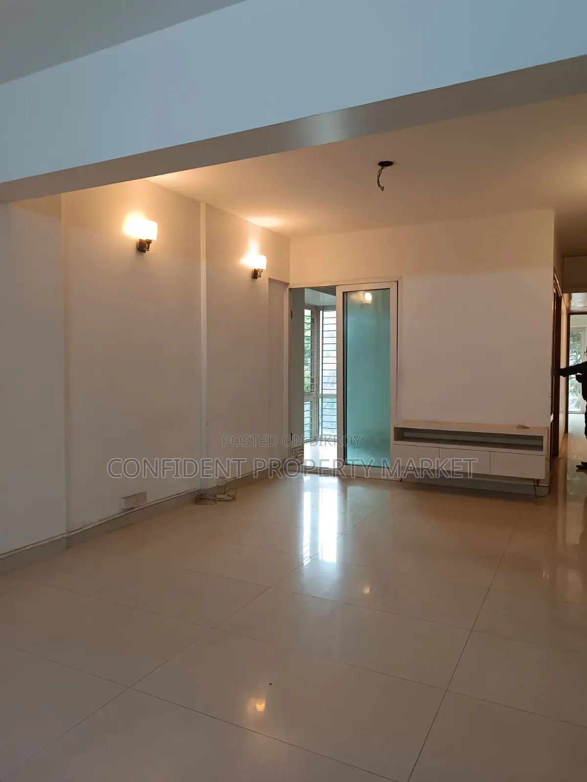 4bdrm Apartment in Gulshan for Sale