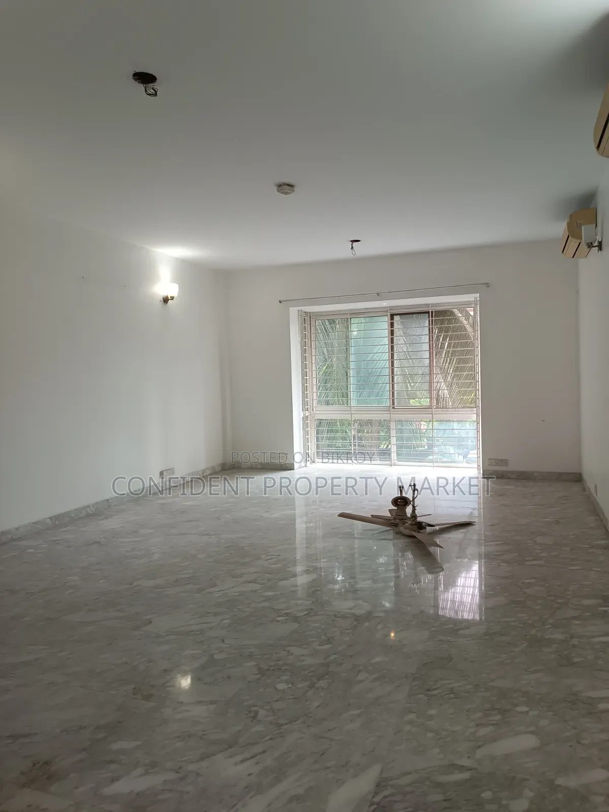 4bdrm Apartment in Gulshan for Sale