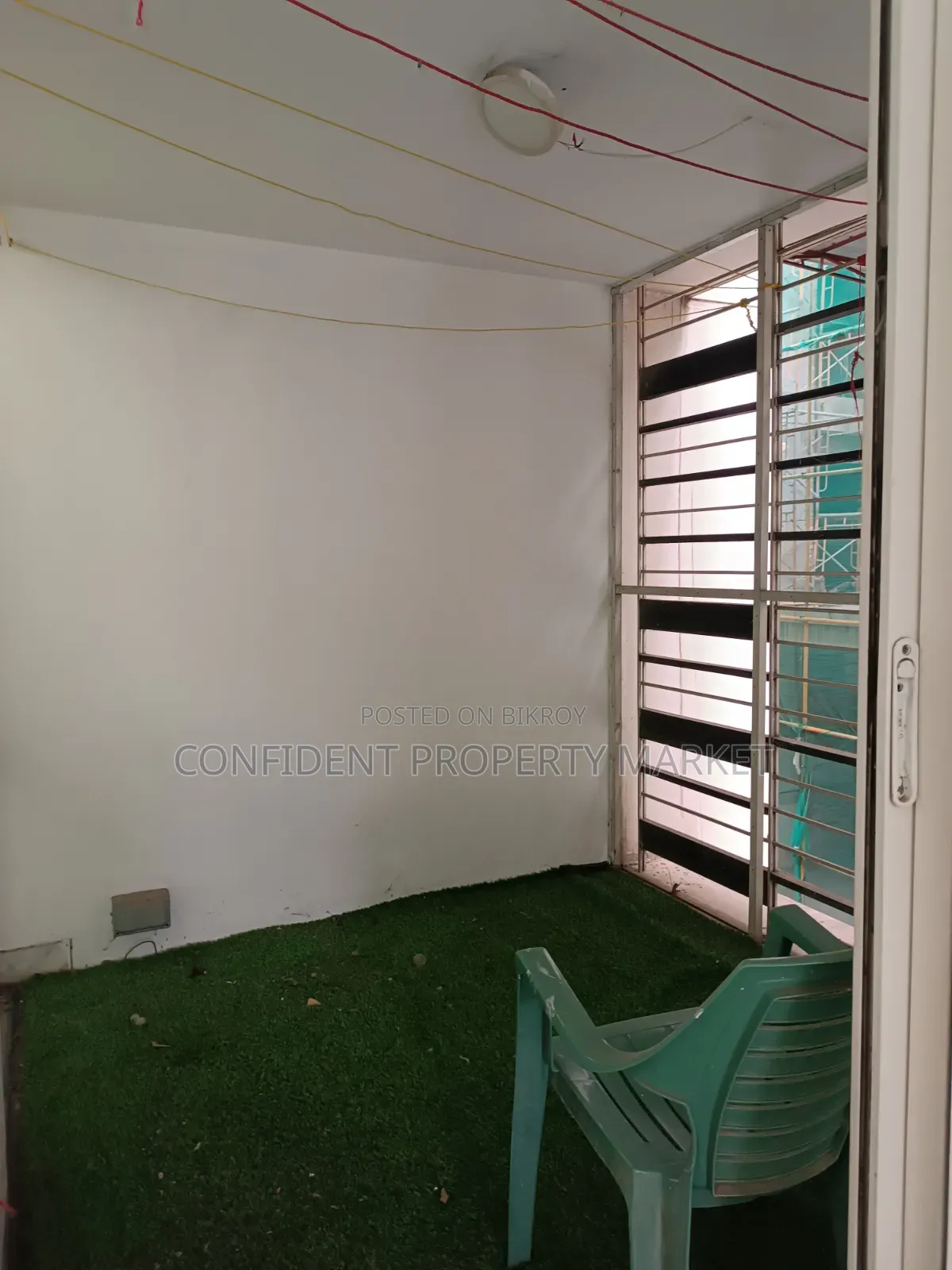 4bdrm Apartment in Gulshan for Sale