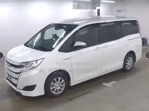 Toyota Noah 2021 Pearl