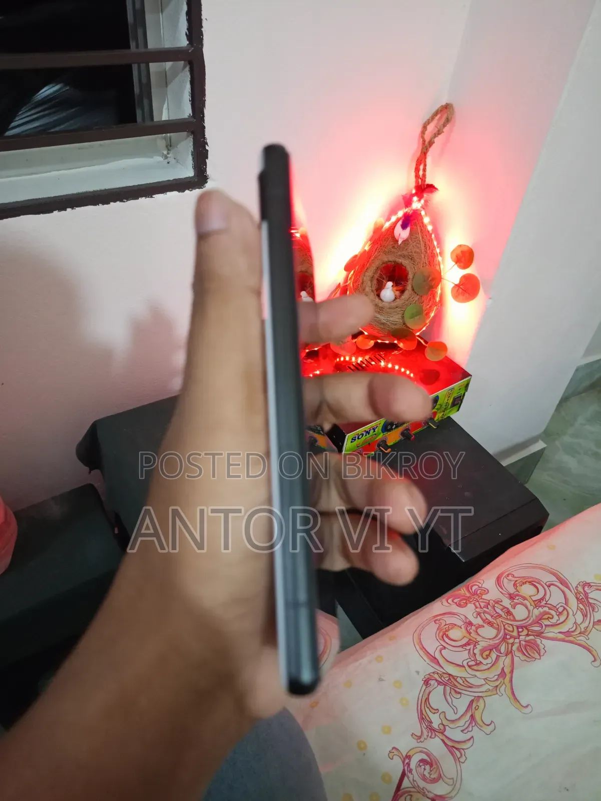 EL 128 GB White
