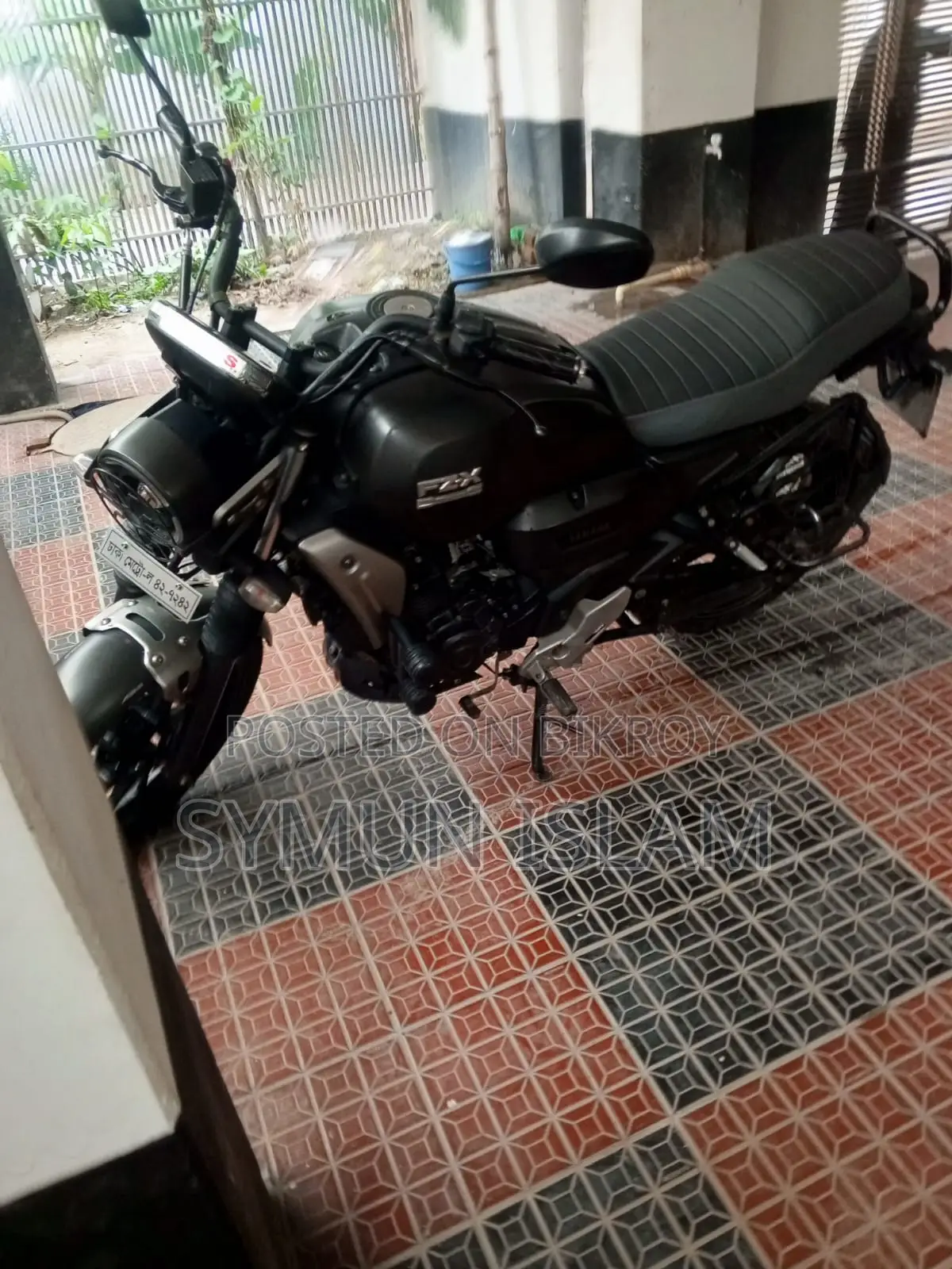 মোটরসাইকেল ২০২৩ কালো