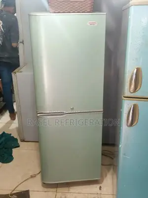 12 CFT Running LG Fridge for Sale.