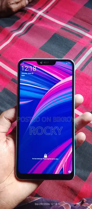 Oppo F7 128 GB Silver
