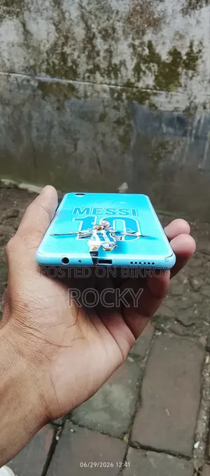 Oppo F7 128 GB Silver