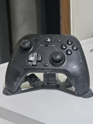 Gamesir Cyclone 2 ট্রাই-মোড মাল্টি-প্ল্যাটফর্ম কন্ট্রোলার (ডক সহ)