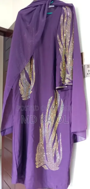 UK Burka, Sari, Shirt