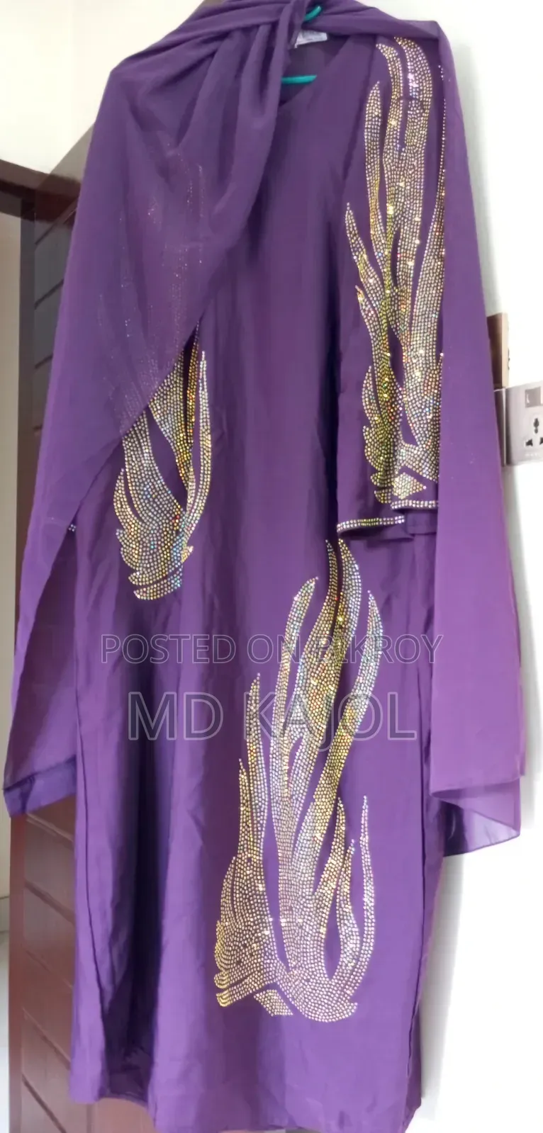 UK Burka, Sari, Shirt