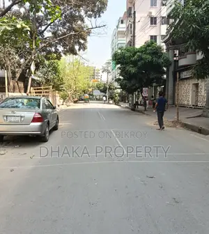 উত্তরা সেক্টর-১০ এ ৫ কাঠার দক্ষিণমুখী জমি বিক্রয়