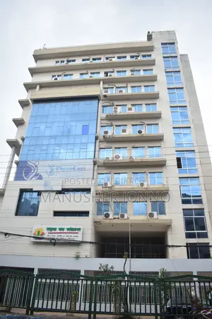অফিস স্পেস ভাড়ার জন্য