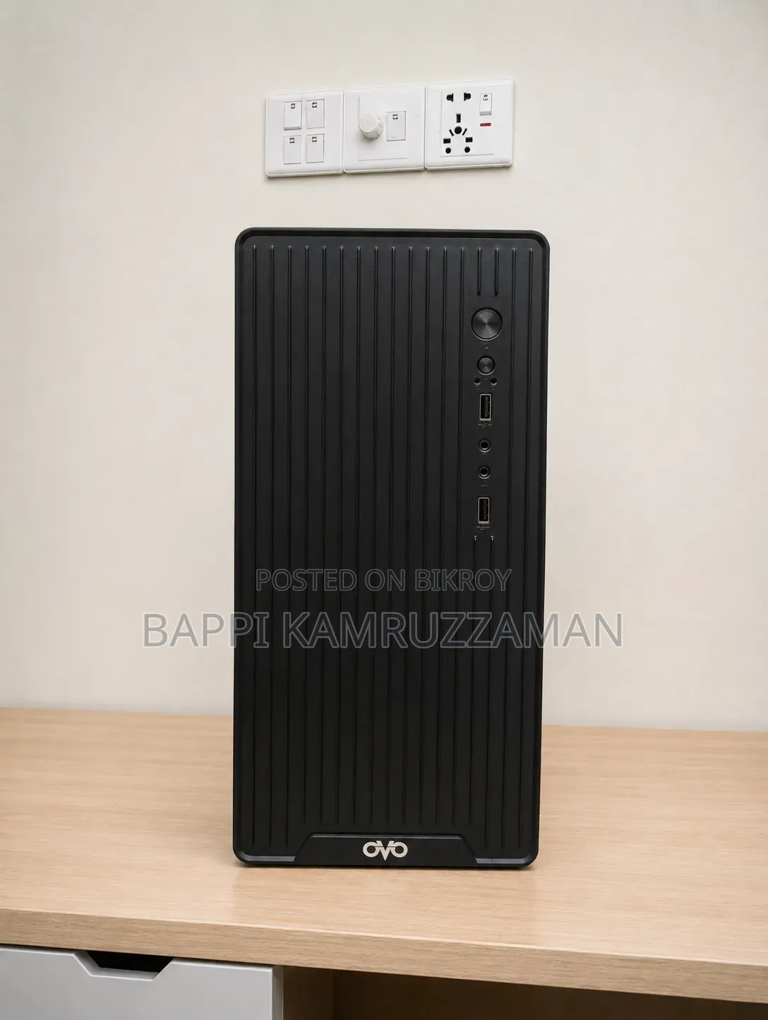 Desktop Computer 4GB SSD 128GB