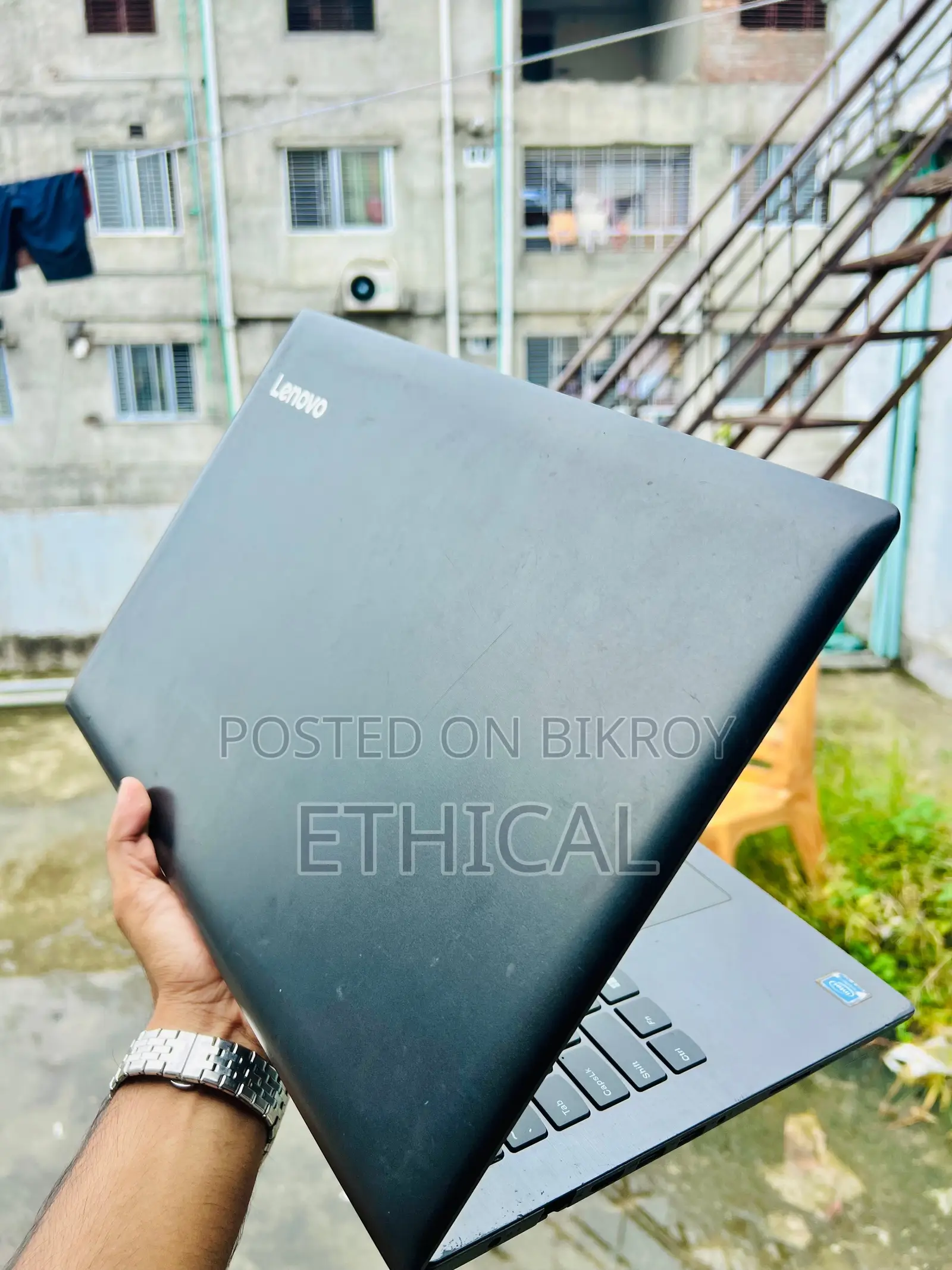 ল্যাপটপ লেনোভো আইডিয়াপ্যাড ৩৩০ ৪জিবি ইন্টেল সেলেরন এইচডিডি ১টিবি