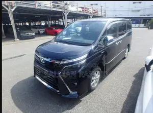 Toyota Voxy 2020 Blue