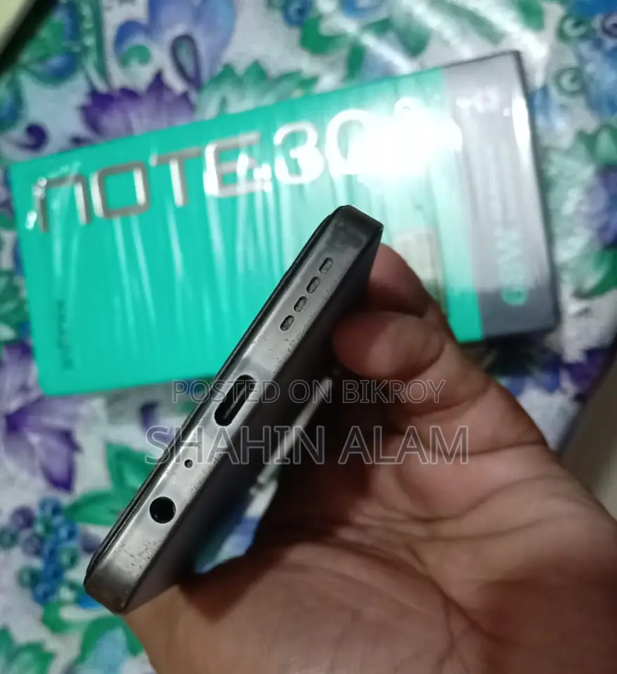 Infinix Note 30 Pro 256 GB Gold