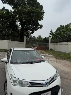 টয়োটা এক্সিও ১.৫ হাইব্রিড ২ডব্লিউডি ২০১৯ সাদা