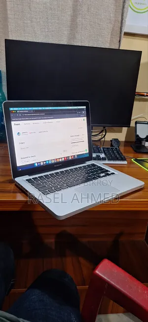 Laptop Apple MacBook 2011 8GB Intel Core I5 SSD 256GB