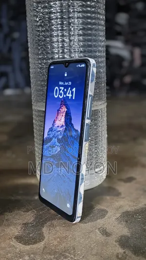 Oppo A18 128 GB Blue