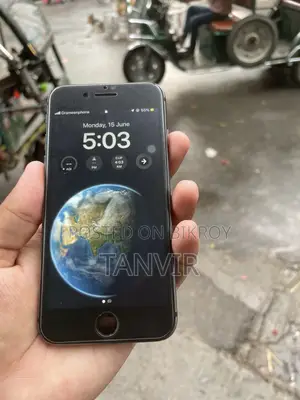 Apple iPhone 8 64 GB Black