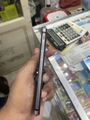 Apple iPhone 8 64 GB Black