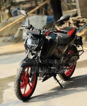 TVS Apache 160 4V 2023 Black