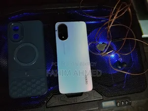 Oppo A18 128 GB Blue