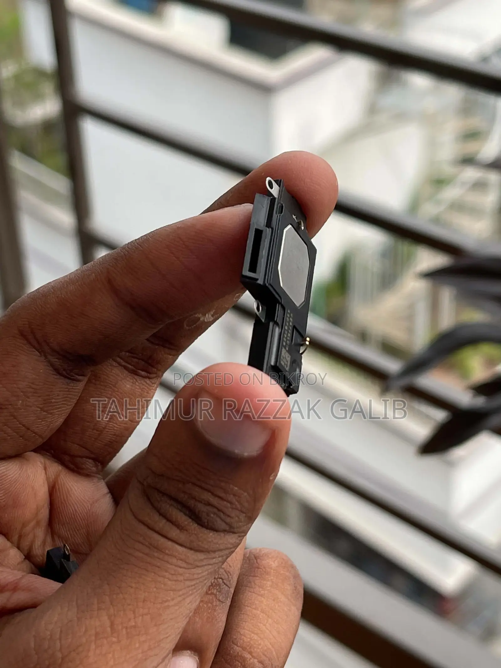আইফোন ১৩ প্রো ম্যাক্স স্পিকার