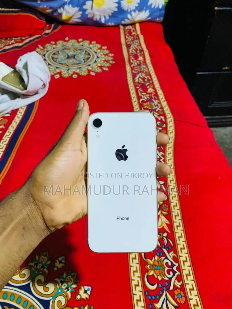 Apple iPhone XR 64 GB White