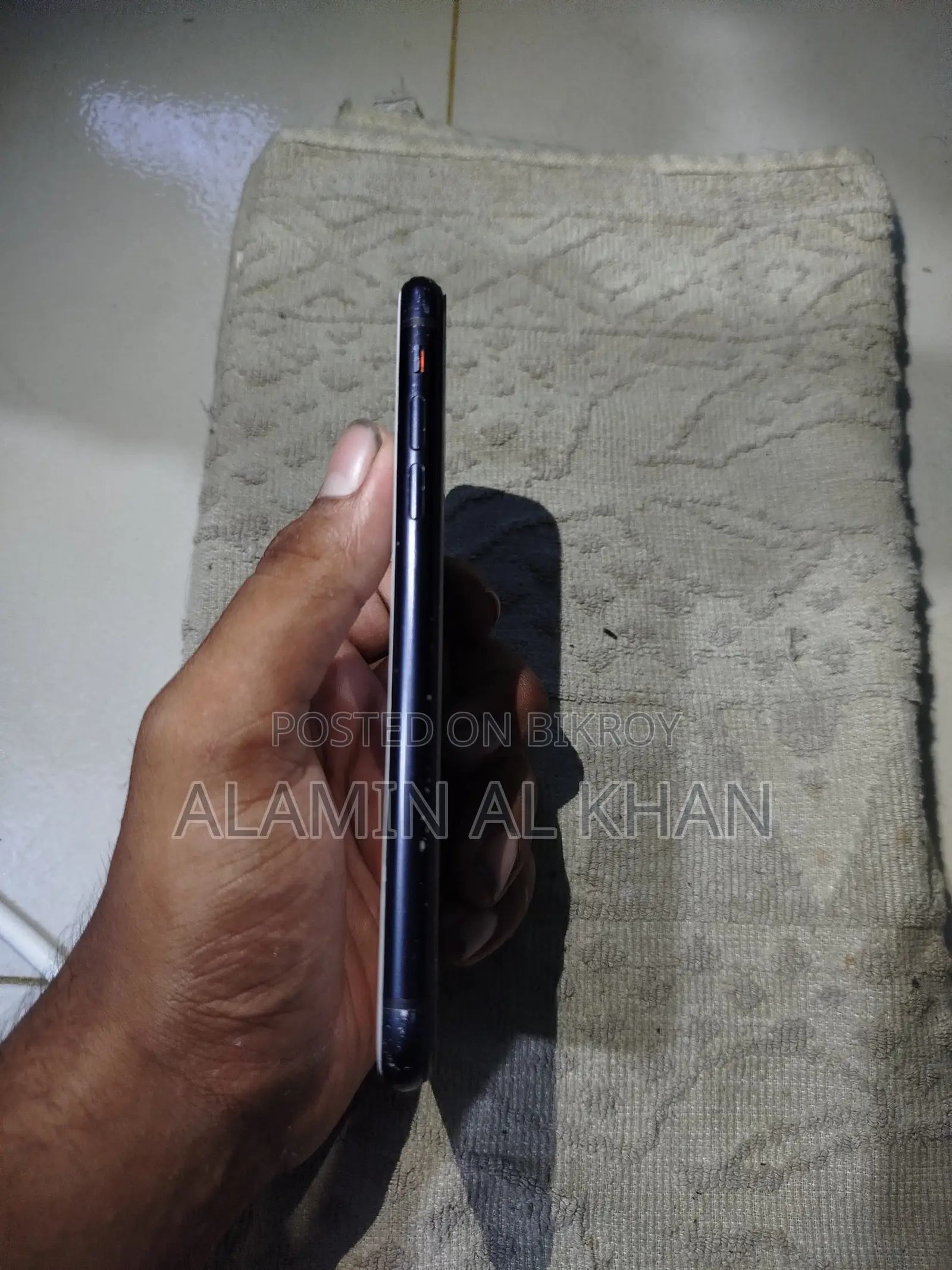 Apple iPhone XR 128 GB White