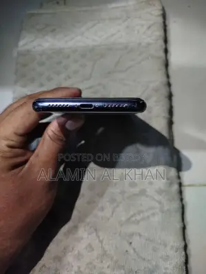 Apple iPhone XR 128 GB White
