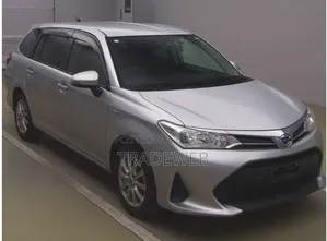 টয়োটা করোলা ফিল্ডার ২০২০ সিলভার