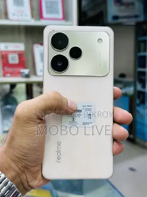 Realme P4 Pro 256 GB Gold