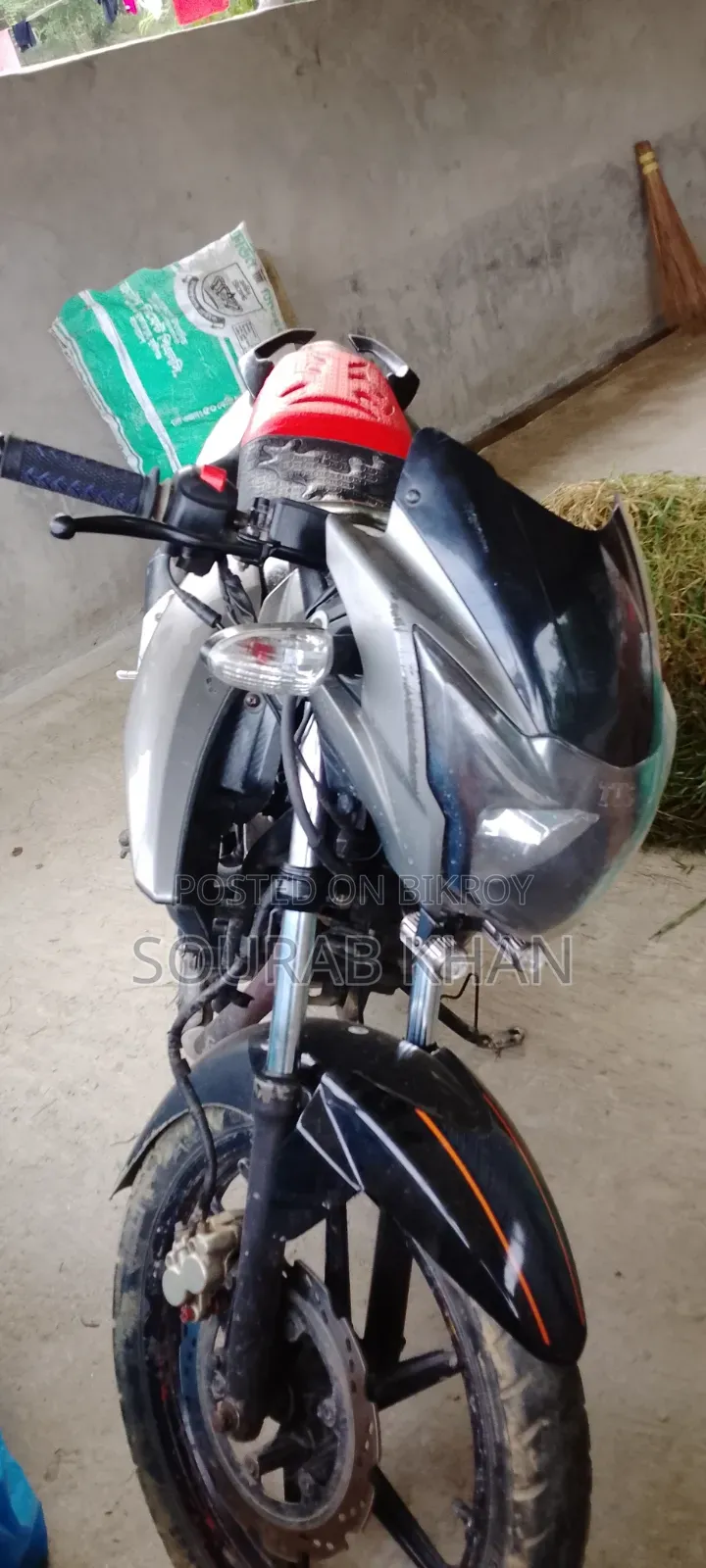 টিভিএস অ্যাপাচি আরটিআর ১৬০ ২ভি এবিএস ২০১৮ ব্ল্যাক