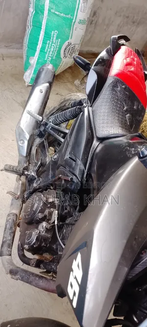 টিভিএস অ্যাপাচি আরটিআর ১৬০ ২ভি এবিএস ২০১৮ ব্ল্যাক