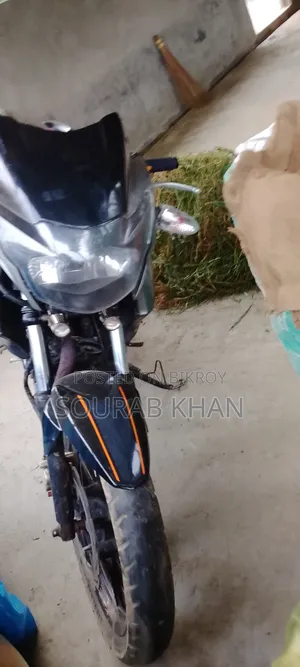 টিভিএস অ্যাপাচি আরটিআর ১৬০ ২ভি এবিএস ২০১৮ ব্ল্যাক