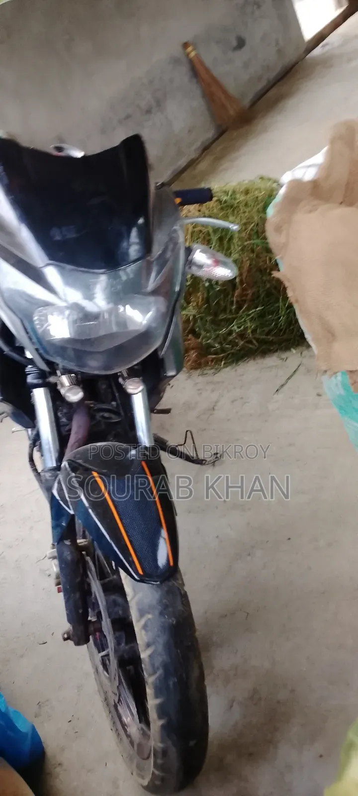 টিভিএস অ্যাপাচি আরটিআর ১৬০ ২ভি এবিএস ২০১৮ ব্ল্যাক