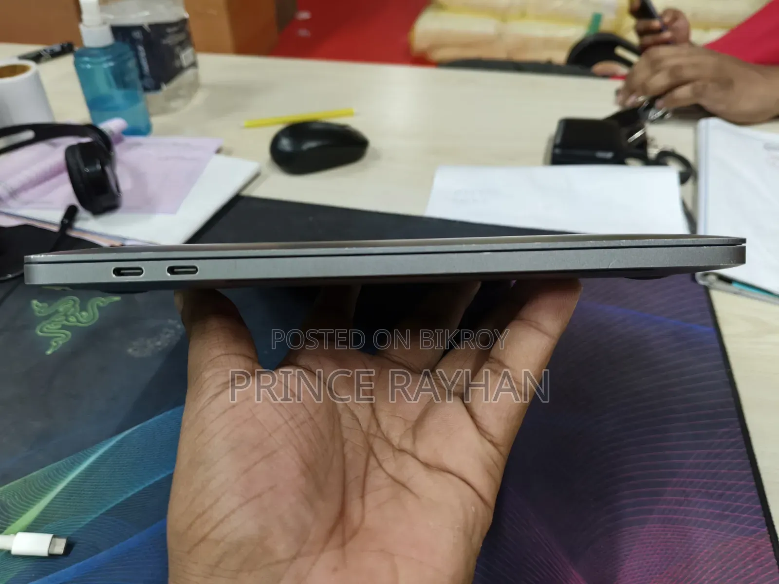 Laptop Apple MacBook 2018 16GB Intel Core I7 SSD 512GB