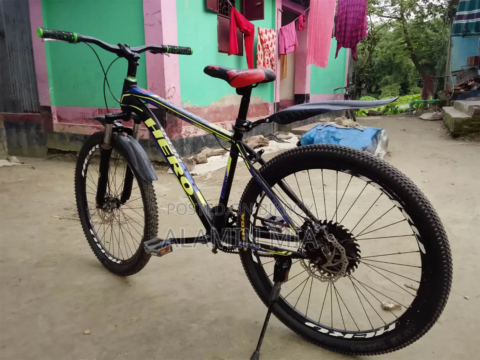 Hero Buzz 26" Hydraulic Disc Brake Bicycle | Good Condition