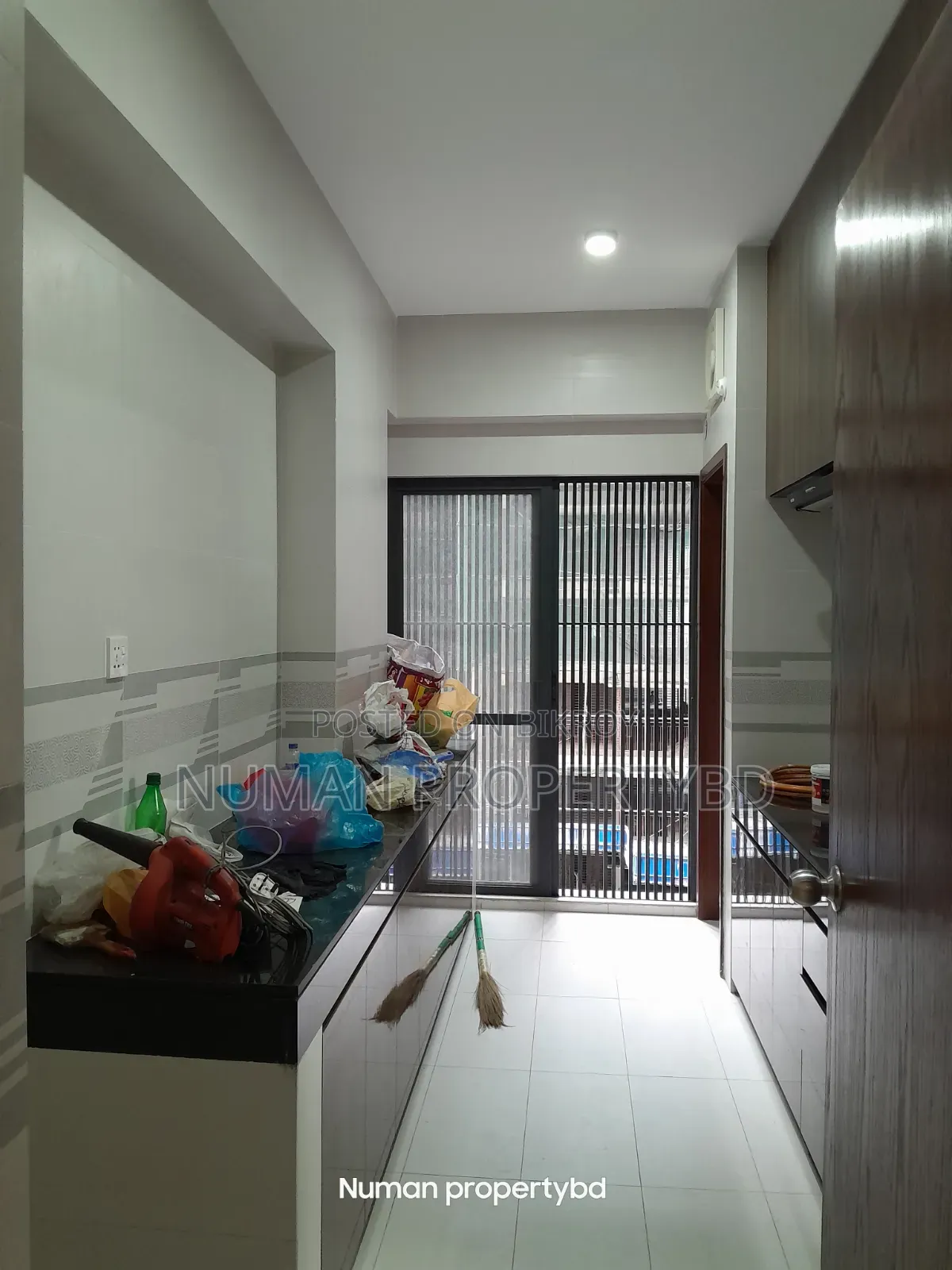 নুমান প্রপার্টি বিডি, বসুন্ধরায় ভাড়ার জন্য ৩ বেডরুমের অ্যাপার্টমেন্ট