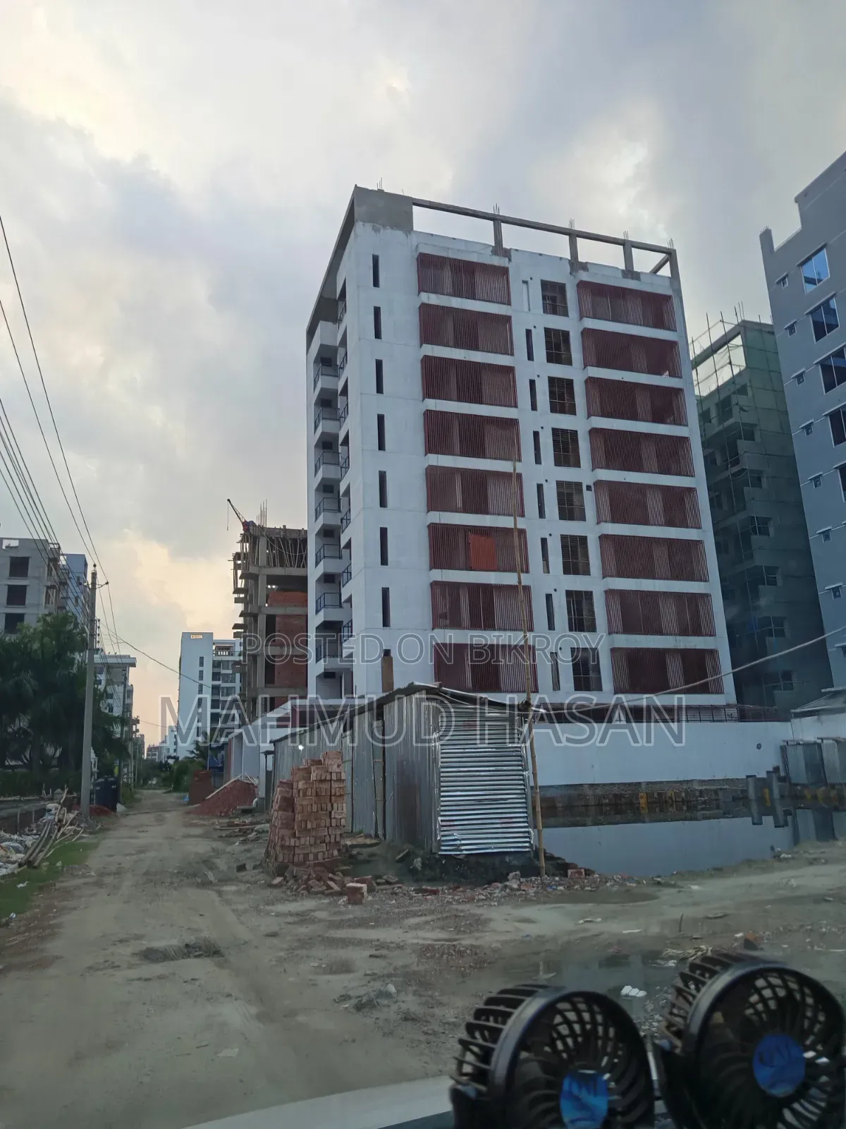 বসুন্ধরায় ৩ বেডরুমের অ্যাপার্টমেন্ট বিক্রয়ের জন্য