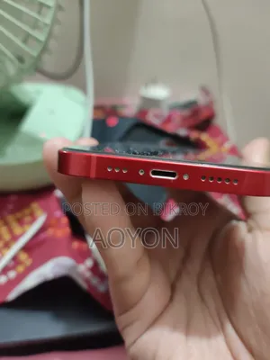 Apple iPhone 13 128 GB Red