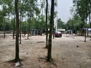 গাজিপুর সিটিতে ৪০ নং ওয়ার্ডে এক দাগে ৮ বিঘা