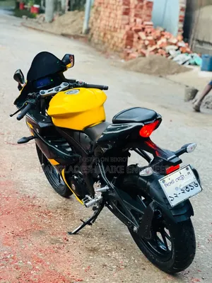 Suzuki GSX-R150 2023 Yellow