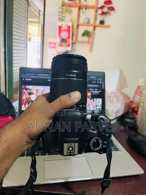 Canon 550d DSLR Camera
