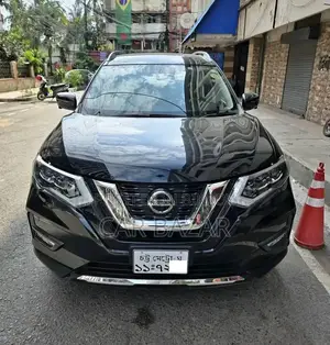নিসান এক্স-ট্রেইল ২.০ হাইব্রিড ফ্রন্ট হুইল ড্রাইভ ২০২০ কালো