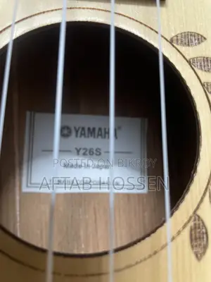 Yamaha Y26s Ukulele (Made in Japan) With Bag, Extra Strings, Capo, Picks