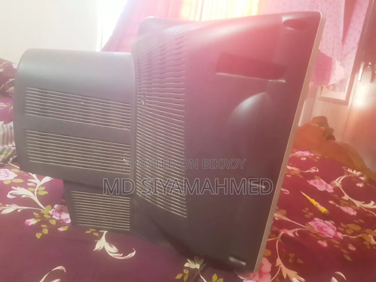 এলজি টিভি বিক্রির জন্য সর্বনিম্ন মূল্যে।