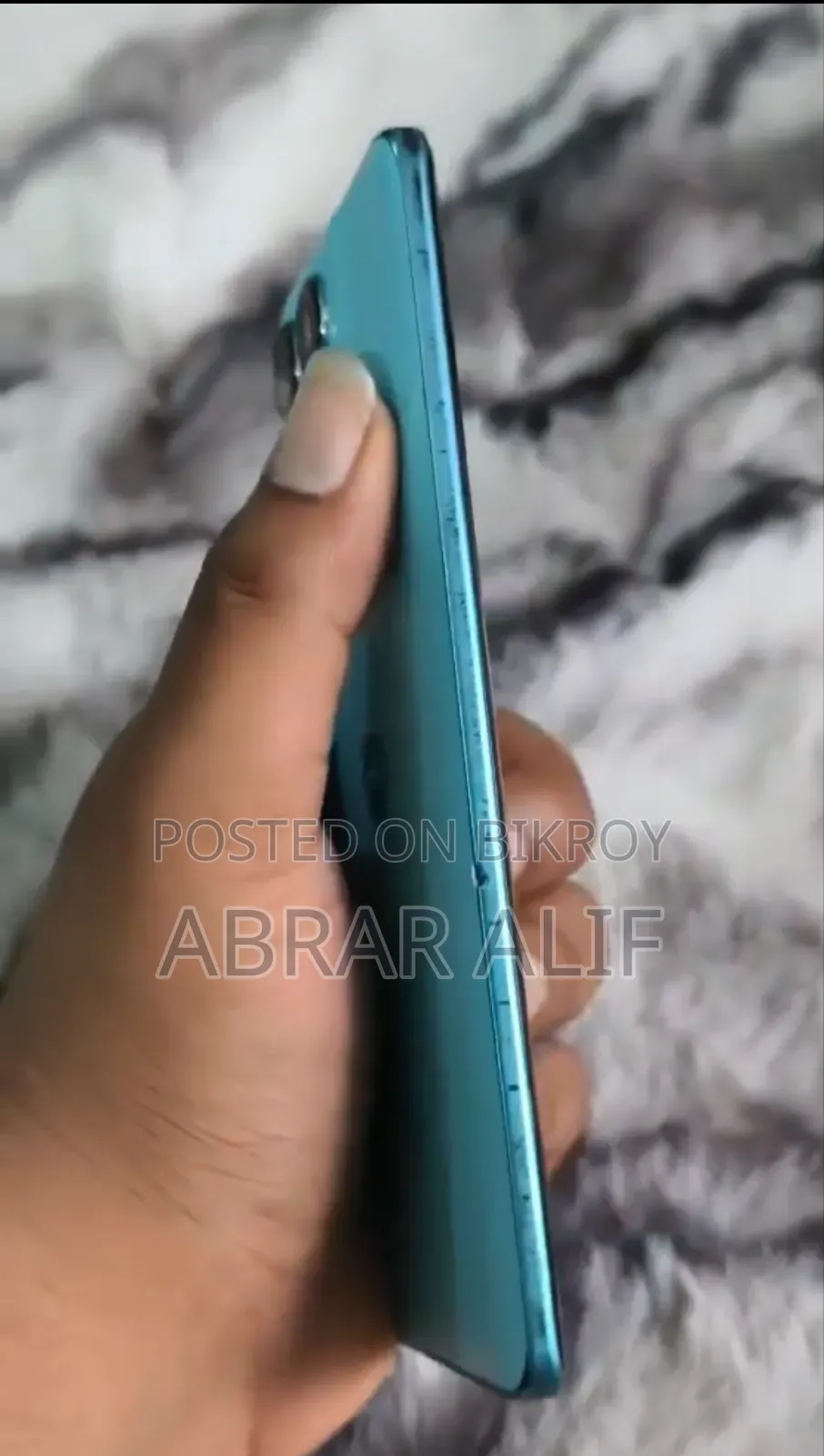 মটোরোলা এজ ৬০ ফিউশন ২৫৬ জিবি ব্লু